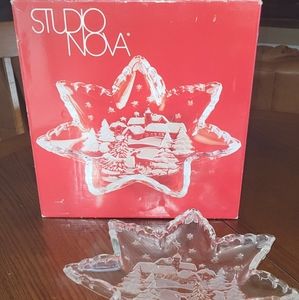 Studio Nova Star Shaped Christmas Platter